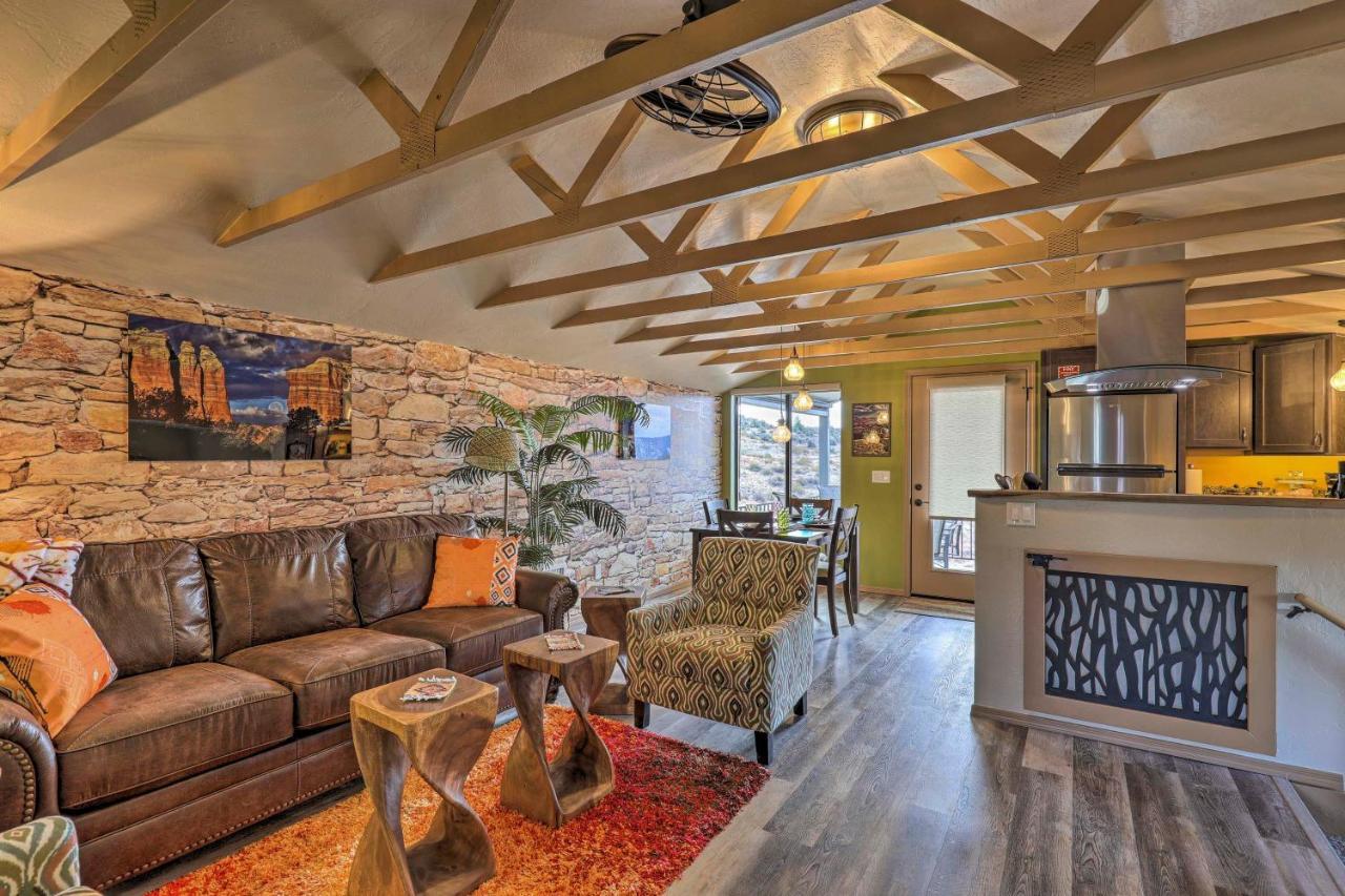 Wine Country Retreat In Cornville Hot Tub And View Exterior photo